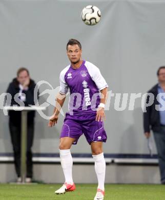 Fussball SK Austria Klagenfurt gegen St. Florian. Marco Sahanek (Klagenfurt). Klagenfurt, 13.10.2012.
Foto: Kuess
---
pressefotos, pressefotografie, kuess, qs, qspictures, sport, bild, bilder, bilddatenbank