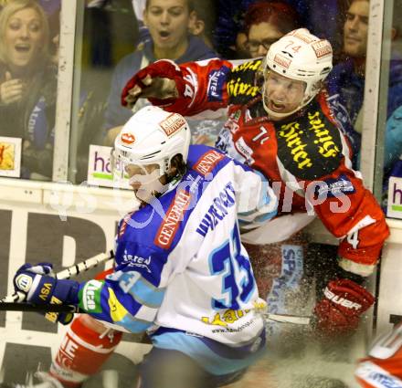 EBEL. Eishockey Bundesliga. EC KAC gegen VSV. Jamie Lundmark,  (KAC),   Andreas Wiedergut (VSV). Klagenfurt, am 14.10.2012.
Foto: Kuess 


---
pressefotos, pressefotografie, kuess, qs, qspictures, sport, bild, bilder, bilddatenbank