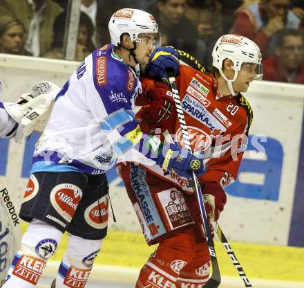 EBEL. Eishockey Bundesliga. EC KAC gegen VSV.  John Lammers, (KAC),  Klemen Pretnar  (VSV). Klagenfurt, am 14.10.2012.
Foto: Kuess 


---
pressefotos, pressefotografie, kuess, qs, qspictures, sport, bild, bilder, bilddatenbank