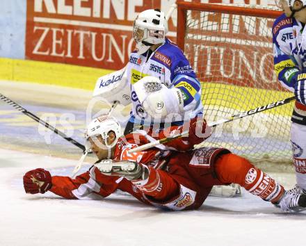 EBEL. Eishockey Bundesliga. EC KAC gegen VSV. John Lammers, Jean- (KAC), Philippe Lamoureux  (VSV). Klagenfurt, am 14.10.2012.
Foto: Kuess 


---
pressefotos, pressefotografie, kuess, qs, qspictures, sport, bild, bilder, bilddatenbank