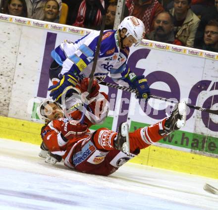 EBEL. Eishockey Bundesliga. EC KAC gegen VSV.  Thomas KOch,  (KAC),  Marius Goehringer (VSV). Klagenfurt, am 14.10.2012.
Foto: Kuess 


---
pressefotos, pressefotografie, kuess, qs, qspictures, sport, bild, bilder, bilddatenbank