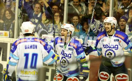 EBEL. Eishockey Bundesliga. EC KAC gegen VSV.  Torjubel John HUghes, Derek Damon, Justin Taylor (VSV). Klagenfurt, am 14.10.2012.
Foto: Kuess 


---
pressefotos, pressefotografie, kuess, qs, qspictures, sport, bild, bilder, bilddatenbank