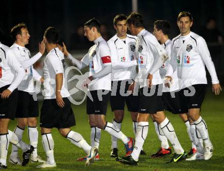 Fussball Kaerntner Liga. Welzenegg gegen WAC Amateure. Torjubel WAC. Welzenegg, am 19.10.2012.
Foto: Kuess
---
pressefotos, pressefotografie, kuess, qs, qspictures, sport, bild, bilder, bilddatenbank