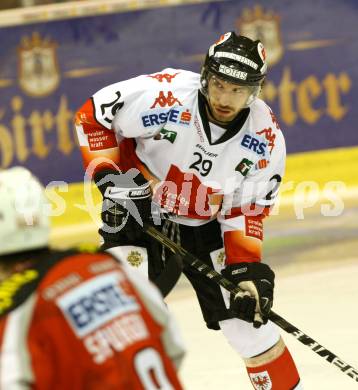 EBEL. Eishockey Bundesliga. EC KAC gegen HC TWK Innsbruck "Die Haie".   Andreas Noedl (Innsbruck). Klagenfurt, am 21.10.2012.
Foto: Kuess 


---
pressefotos, pressefotografie, kuess, qs, qspictures, sport, bild, bilder, bilddatenbank