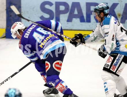 EBEL. Eishockey Bundesligal. EC VSV gegen EHC LIWEST Linz.  Michael Grabner,  (VSV), Philipp Lukas (Linz). Villach, am 21.10.2012.
Foto: Kuess 


---
pressefotos, pressefotografie, kuess, qs, qspictures, sport, bild, bilder, bilddatenbank