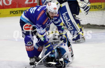 EBEL. Eishockey Bundesligal. EC VSV gegen EHC LIWEST Linz. Scott Hotham, (VSV),  Danny Irmen (Linz). Villach, am 21.10.2012.
Foto: Kuess 


---
pressefotos, pressefotografie, kuess, qs, qspictures, sport, bild, bilder, bilddatenbank