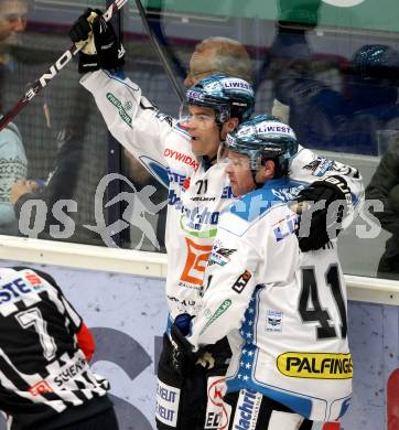 EBEL. Eishockey Bundesligal. EC VSV gegen EHC LIWEST Linz.  Torjubel Patrick Leahy, Curtis Murphy (Linz). Villach, am 21.10.2012.
Foto: Kuess 


---
pressefotos, pressefotografie, kuess, qs, qspictures, sport, bild, bilder, bilddatenbank