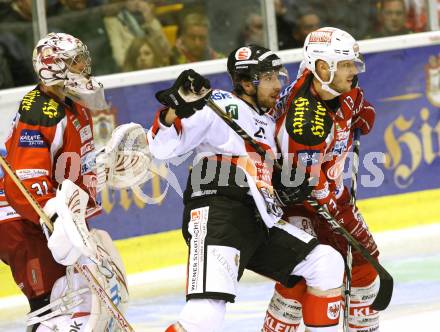 EBEL. Eishockey Bundesliga. EC KAC gegen HC TWK Innsbruck "Die Haie".   Johannes Kirisits, CHIODO Andy (KAC), Andreas Noedl (Innsbruck). Klagenfurt, am 21.10.2012.
Foto: Kuess 


---
pressefotos, pressefotografie, kuess, qs, qspictures, sport, bild, bilder, bilddatenbank