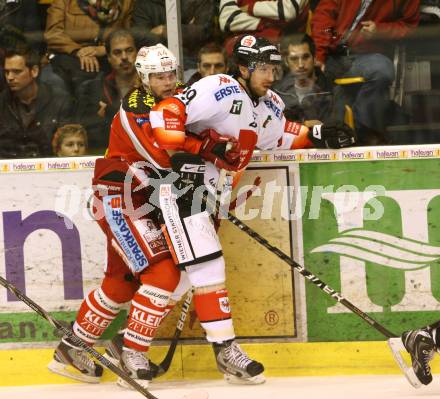 EBEL. Eishockey Bundesliga. EC KAC gegen HC TWK Innsbruck "Die Haie".   Markus Pirmann, (KAC),  Andreas Noedl  (Innsbruck). Klagenfurt, am 21.10.2012.
Foto: Kuess 


---
pressefotos, pressefotografie, kuess, qs, qspictures, sport, bild, bilder, bilddatenbank