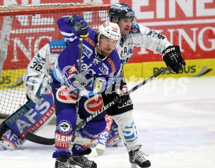 EBEL. Eishockey Bundesligal. EC VSV gegen EHC LIWEST Linz. Michael Grabner, (VSV), Curtis Murphy  (Linz). Villach, am 21.10.2012.
Foto: Kuess 


---
pressefotos, pressefotografie, kuess, qs, qspictures, sport, bild, bilder, bilddatenbank