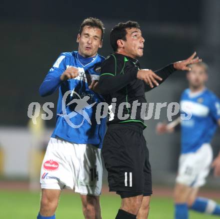 Fussball Regionalliga. VSV gegen Pasching. Thomas Pirker (VSV), Diaz Casanova Montenegro Ignacio (Pasching). Villach, am 25.10.2012.
Foto: Kuess
---
pressefotos, pressefotografie, kuess, qs, qspictures, sport, bild, bilder, bilddatenbank