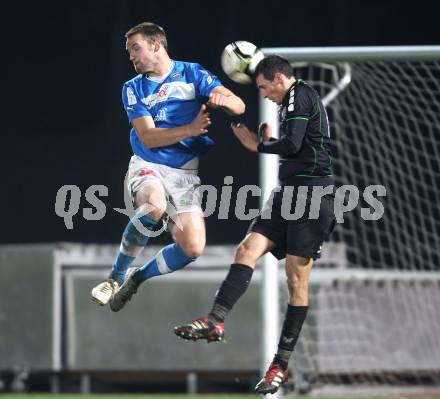 Fussball Regionalliga. VSV gegen Pasching. Udo Gasser (VSV), Marco Perchtold (Pasching). Villach, am 25.10.2012.
Foto: Kuess
---
pressefotos, pressefotografie, kuess, qs, qspictures, sport, bild, bilder, bilddatenbank