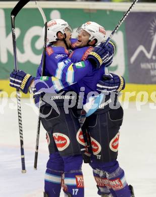 EBEL. Eishockey Bundesliga. EC VSV gegen KAC. Torjubel Mario Altmann, Justin Taylor (VSV). Villach, am 26.10.2012.
Foto: Kuess 


---
pressefotos, pressefotografie, kuess, qs, qspictures, sport, bild, bilder, bilddatenbank