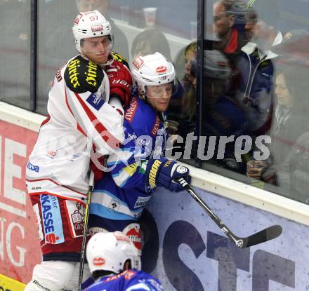 EBEL. Eishockey Bundesliga. EC VSV gegen KAC. John Hughes,  (VSV), Tyler Myers (KAC). Villach, am 26.10.2012.
Foto: Kuess 


---
pressefotos, pressefotografie, kuess, qs, qspictures, sport, bild, bilder, bilddatenbank