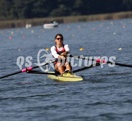  Rudern. Oesterreichische Meisterschaft.  Magdalena Lobnig. Ossiacher See, am 22.9.2012.
Foto: Kuess
---
pressefotos, pressefotografie, kuess, qs, qspictures, sport, bild, bilder, bilddatenbank