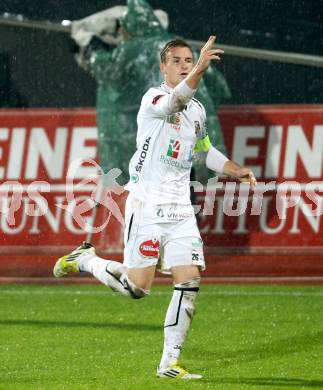 Fussball. Bundesliga. RZ Pellets WAC gegen SK Puntigamer Sturm Graz.  Torjubel Michael Sollbauer (WAC). Wolfsberg, 27.10.2012.
Foto: Kuess

---
pressefotos, pressefotografie, kuess, qs, qspictures, sport, bild, bilder, bilddatenbank