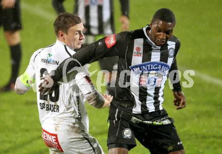 Fussball. Bundesliga. RZ Pellets WAC gegen SK Puntigamer Sturm Graz.  Michael Sollbauer, (WAC), Richard Sukuta  (Graz). Wolfsberg, 27.10.2012.
Foto: Kuess

---
pressefotos, pressefotografie, kuess, qs, qspictures, sport, bild, bilder, bilddatenbank