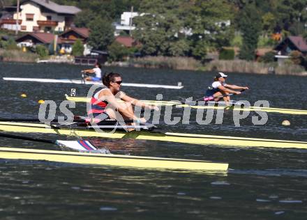 Rudern. Oesterreichische Meisterschaft. Katharina Lobnig. Ossiacher See, am 22.9.2012.
Foto: Kuess
---
pressefotos, pressefotografie, kuess, qs, qspictures, sport, bild, bilder, bilddatenbank