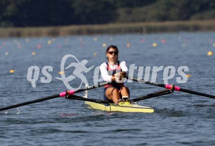  Rudern. Oesterreichische Meisterschaft.  Magdalena Lobnig. Ossiacher See, am 22.9.2012.
Foto: Kuess
---
pressefotos, pressefotografie, kuess, qs, qspictures, sport, bild, bilder, bilddatenbank