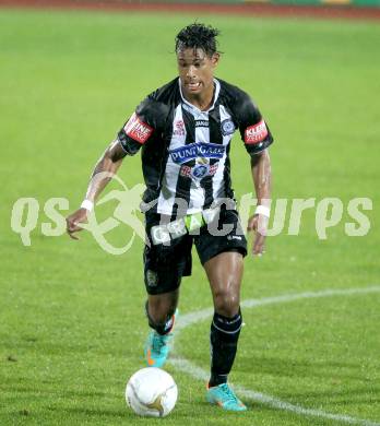 Fussball. Bundesliga. RZ Pellets WAC gegen SK Puntigamer Sturm Graz.  Ruben Okotie  (Graz). Wolfsberg, 27.10.2012.
Foto: Kuess

---
pressefotos, pressefotografie, kuess, qs, qspictures, sport, bild, bilder, bilddatenbank