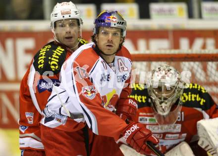 EBEL. Eishockey Bundesliga. EC KAC gegen EC Red Bull Salzburg. Kirk Furey, Andy Chiodo,  (KAC), David Clarkson  (Salzburg). Klagenfurt, am 28.10.2012.
Foto: Kuess 


---
pressefotos, pressefotografie, kuess, qs, qspictures, sport, bild, bilder, bilddatenbank