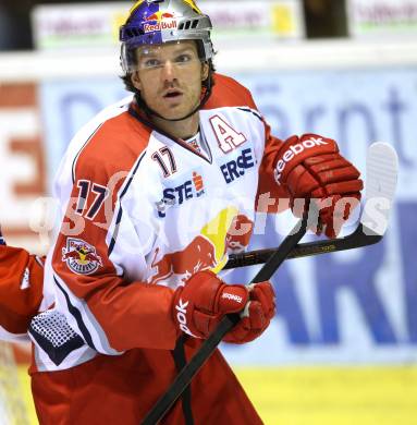 EBEL. Eishockey Bundesliga. EC KAC gegen EC Red Bull Salzburg.  David Clarkson (Salzburg). Klagenfurt, am 28.10.2012.
Foto: Kuess 


---
pressefotos, pressefotografie, kuess, qs, qspictures, sport, bild, bilder, bilddatenbank