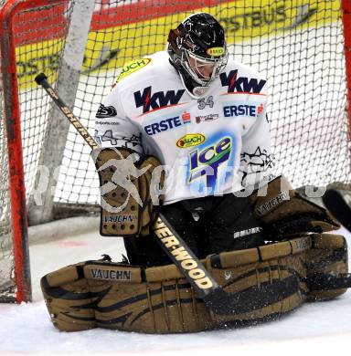 EBEL. Eishockey Bundesligal. EC VSV gegen Dornbirner Eishockey Club.  Hannes Enzenhofer (Dornbirn). Villach, am 7.10.2012.
Foto: Kuess 


---
pressefotos, pressefotografie, kuess, qs, qspictures, sport, bild, bilder, bilddatenbank