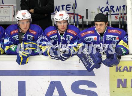 EBEL. Eishockey Bundesligal. EC VSV gegen EHC LIWEST Linz. Patrick Platzer, Alexander Rauchenwald, Lukas Harald Schluderbacher (VSV). Villach, am 21.10.2012.
Foto: Kuess 


---
pressefotos, pressefotografie, kuess, qs, qspictures, sport, bild, bilder, bilddatenbank