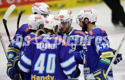 EBEL. Eishockey Bundesliga. EC VSV gegen HC TWK Innsbruck "Die Haie".  Torjubel VSV. Villach, am 30.10.2012.
Foto: Kuess 


---
pressefotos, pressefotografie, kuess, qs, qspictures, sport, bild, bilder, bilddatenbank