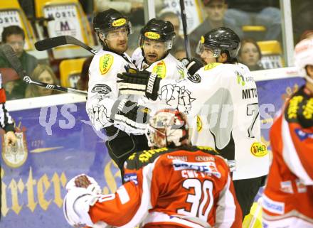 EBEL. Eishockey Bundesliga. EC KAC gegen Dornbirner Eishockey Club.   Torjubel  (Dornbirn). Klagenfurt, am 30.10.2012.
Foto: Kuess 


---
pressefotos, pressefotografie, kuess, qs, qspictures, sport, bild, bilder, bilddatenbank