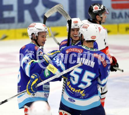 EBEL. Eishockey Bundesliga. EC VSV gegen HC TWK Innsbruck "Die Haie".  Torjubel Patrick Platzer, Daniel Nageler, Scott Hotham (VSV). Villach, am 30.10.2012.
Foto: Kuess 


---
pressefotos, pressefotografie, kuess, qs, qspictures, sport, bild, bilder, bilddatenbank