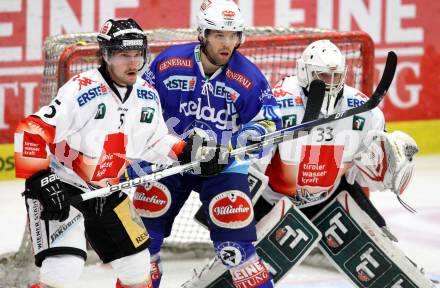 EBEL. Eishockey Bundesliga. EC VSV gegen HC TWK Innsbruck "Die Haie".  Derek Damon, (VSV),  Florian Stern, Patrick Machreich (Innsbruck). Villach, am 30.10.2012.
Foto: Kuess 


---
pressefotos, pressefotografie, kuess, qs, qspictures, sport, bild, bilder, bilddatenbank