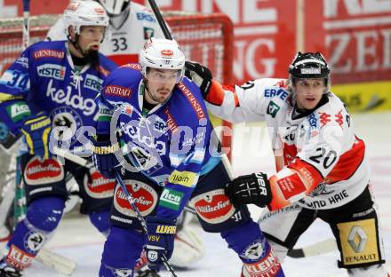 EBEL. Eishockey Bundesliga. EC VSV gegen HC TWK Innsbruck "Die Haie".  Justin Taylor, (VSV), Michael Bartlett  (Innsbruck). Villach, am 30.10.2012.
Foto: Kuess 


---
pressefotos, pressefotografie, kuess, qs, qspictures, sport, bild, bilder, bilddatenbank