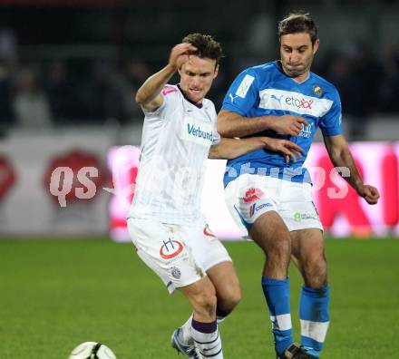 Fussball. OEFB Cup. VSV gegen Austria Wien. Marco Reich, (VSV), James Holland (Austria Wien). Villach, 31.10.2012. 
Foto: Kuess

---
pressefotos, pressefotografie, kuess, qs, qspictures, sport, bild, bilder, bilddatenbank