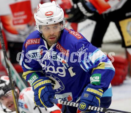 EBEL. Eishockey Bundesliga. EC VSV gegen HC TWK Innsbruck "Die Haie".  Derek Damon (VSV). Villach, am 30.10.2012.
Foto: Kuess 


---
pressefotos, pressefotografie, kuess, qs, qspictures, sport, bild, bilder, bilddatenbank