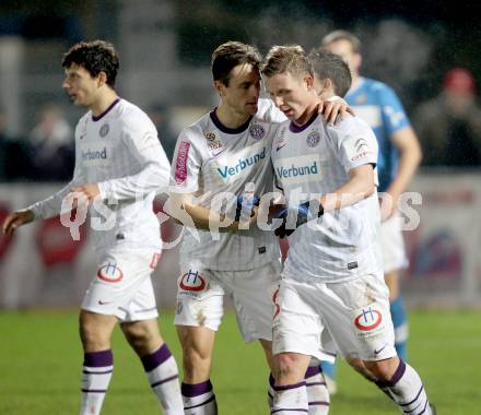 Fussball. OEFB Cup. VSV gegen Austria Wien. Torjubel Tomas Jun, Philipp Hosiner, Austria Wien. Villach, 31.10.2012. 
Foto: Kuess

---
pressefotos, pressefotografie, kuess, qs, qspictures, sport, bild, bilder, bilddatenbank