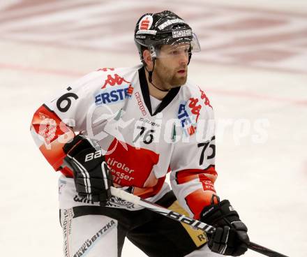 EBEL. Eishockey Bundesliga. EC VSV gegen HC TWK Innsbruck "Die Haie".  Aaron Fox (Innsbruck). Villach, am 30.10.2012.
Foto: Kuess 


---
pressefotos, pressefotografie, kuess, qs, qspictures, sport, bild, bilder, bilddatenbank