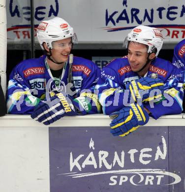 EBEL. Eishockey Bundesliga. EC VSV gegen HC TWK Innsbruck "Die Haie".  Alexander Rauchenwald, Marco Pewal (VSV). Villach, am 30.10.2012.
Foto: Kuess 


---
pressefotos, pressefotografie, kuess, qs, qspictures, sport, bild, bilder, bilddatenbank