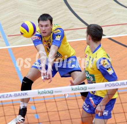 Volleyball. MEVZA. SK Aich/Dob gegen Kakanj. Michal Hruska, Wojciech Wlodarczyk  (Aich/Dob). Bleiburg, 24.10.2012.
Foto: Kuess
---
pressefotos, pressefotografie, kuess, qs, qspictures, sport, bild, bilder, bilddatenbank