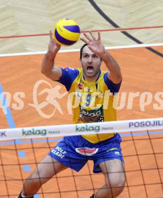 Volleyball. MEVZA. SK Aich/Dob gegen Kakanj. Andrej Grut (Aich/Dob). Bleiburg, 24.10.2012.
Foto: Kuess
---
pressefotos, pressefotografie, kuess, qs, qspictures, sport, bild, bilder, bilddatenbank