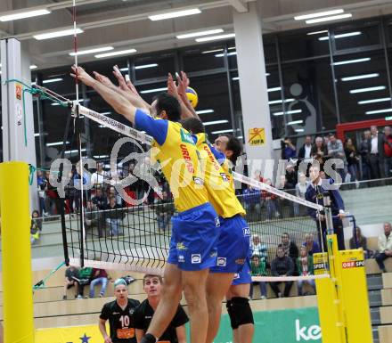 Volleyball. MEVZA. SK Aich/Dob gegen Kakanj. Andrej Grut, Michal Hruska , Rok Satler (Aich/Dob). Bleiburg, 24.10.2012.
Foto: Kuess
---
pressefotos, pressefotografie, kuess, qs, qspictures, sport, bild, bilder, bilddatenbank