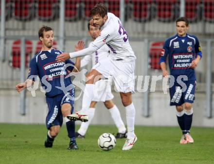 Fussball Regionalliga. SK Austria Klagenfurt gegen Kalsdorf. Boris Huettenbrenner, (Klagenfurt),  Rafael Dorn  (Kalsdorf). Klagenfurt, 3.11.2012.
Foto: Kuess
---
pressefotos, pressefotografie, kuess, qs, qspictures, sport, bild, bilder, bilddatenbank