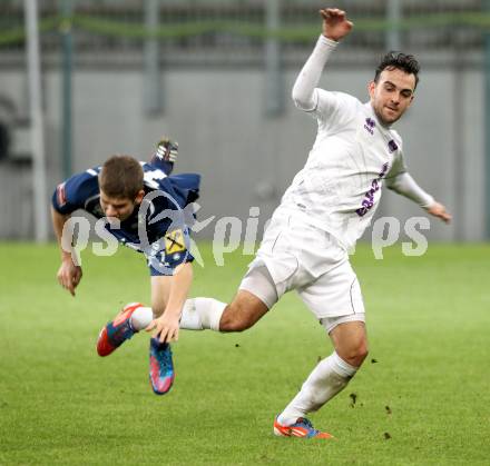 Fussball Regionalliga. SK Austria Klagenfurt gegen Kalsdorf. Alexander Percher, (Klagenfurt), Kevin Masser (Kalsdorf). Klagenfurt, 3.11.2012.
Foto: Kuess
---
pressefotos, pressefotografie, kuess, qs, qspictures, sport, bild, bilder, bilddatenbank