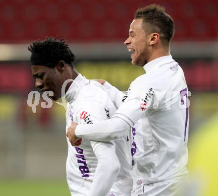 Fussball Regionalliga. SK Austria Klagenfurt gegen Kalsdorf. Torjubel Eric Akoto, Marco Sahanek (Klagenfurt). Klagenfurt, 3.11.2012.
Foto: Kuess
---
pressefotos, pressefotografie, kuess, qs, qspictures, sport, bild, bilder, bilddatenbank