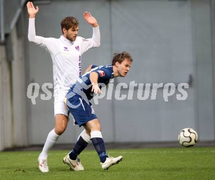 Fussball Regionalliga. SK Austria Klagenfurt gegen Kalsdorf. Boris Huettenbrenner,  (Klagenfurt), Markus Gsellmann (Kalsdorf). Klagenfurt, 3.11.2012.
Foto: Kuess
---
pressefotos, pressefotografie, kuess, qs, qspictures, sport, bild, bilder, bilddatenbank