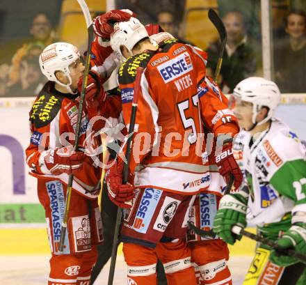 EBEL. Eishockey Bundesliga. EC KAC gegen HDD TELEMACH Olimpija Ljubljana.  Torjubel GEIER Manuel, SCHELLANDER Paul, MYERS Tyler  (KAC). Klagenfurt, am 4.11.2012.
Foto: Kuess 


---
pressefotos, pressefotografie, kuess, qs, qspictures, sport, bild, bilder, bilddatenbank