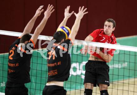 Volleyball BUndesliga. VBK Woerthersee Loewen gegen VC Amstetten. Jan Dumek(Woerthersee Loewen). KLagenfurt, am 4.11.2012.
Foto: Kuess
---
pressefotos, pressefotografie, kuess, qs, qspictures, sport, bild, bilder, bilddatenbank