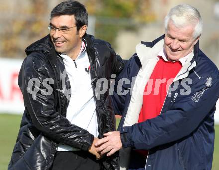 Fussball Regionalliga. SAK gegen Wallern.  Trainer Alois Jagodic (SAK), Trainer Harald Gschnaidtner, (Wallern). Klagenfurt, 3.11.2012.
Foto: Kuess
---
pressefotos, pressefotografie, kuess, qs, qspictures, sport, bild, bilder, bilddatenbank