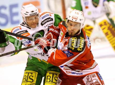 EBEL. Eishockey Bundesliga. EC KAC gegen HDD TELEMACH Olimpija Ljubljana.  THomas Koch, (KAC), Matej Hocevar  (Laibach). Klagenfurt, am 4.11.2012.
Foto: Kuess 


---
pressefotos, pressefotografie, kuess, qs, qspictures, sport, bild, bilder, bilddatenbank