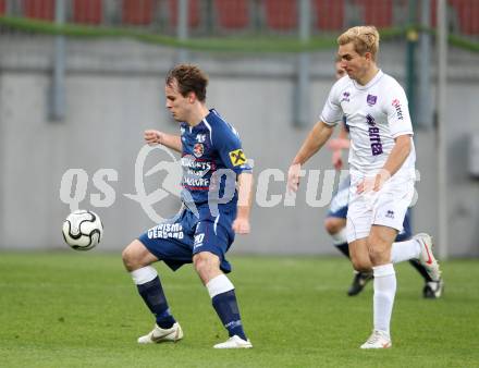 Fussball Regionalliga. SK Austria Klagenfurt gegen Kalsdorf. Peter Pucker,  (Klagenfurt), Markus Gsellmann (Kalsdorf). Klagenfurt, 3.11.2012.
Foto: Kuess
---
pressefotos, pressefotografie, kuess, qs, qspictures, sport, bild, bilder, bilddatenbank